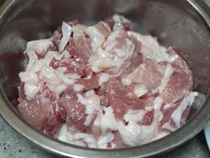 红烧土豆片的做法 步骤2