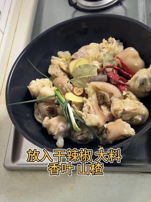 红烧猪蹄，软糯 Q弹，室友三碗饭的做法 步骤4