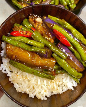 豆角烧茄子｜米饭杀手驾到！这盘素菜比肉还香！🍆的做法 步骤2