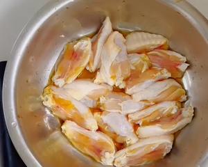 干锅鸡翅虾的做法 步骤5