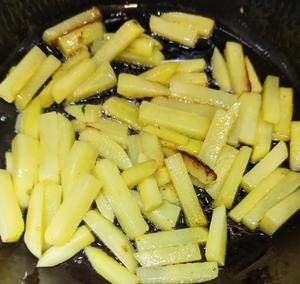 【土豆炒豆角】🌱救命！这盘素菜居然会光合作用？！的做法 步骤1