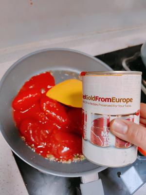 巨下饭的番茄土豆肥牛煲！的做法 步骤4