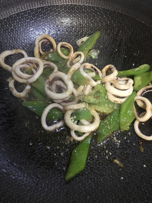 家常菜༄「青椒🫑炒鱿鱼🦑」༄的做法 步骤9