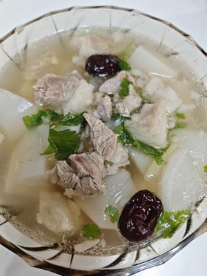 100道家常菜之羊肉炖萝卜的做法 步骤3