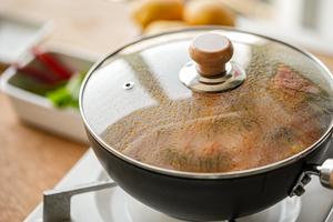 拌饭绝配！有手就会的浓汤番茄炖牛腩的做法 步骤7