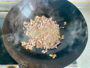 超简单的‼️胡萝卜丝炒肉｜家常好菜的做法 步骤4