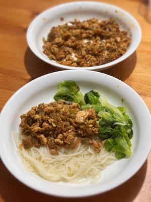 大葱黄瓜炒鸡蛋酱-下饭鸡蛋酱-东北家常菜的做法 步骤9