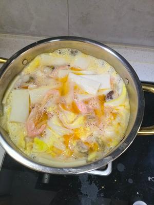 咸蛋黄三鲜汤【家常菜】的做法 步骤11