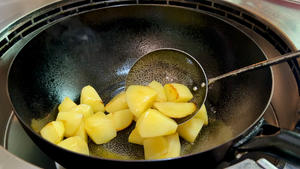 番茄土豆炖牛肉🥘的做法 步骤11