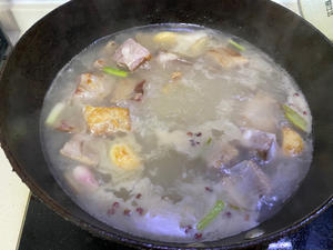 腊排骨炖土豆(云南味道)的做法 步骤5