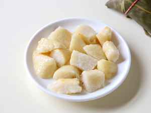 粽子烧排骨的做法 步骤1