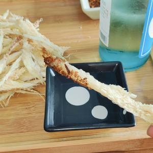 手撕小鱼干的做法 步骤4