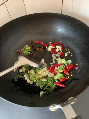 辣炒蛤蜊的做法 步骤4