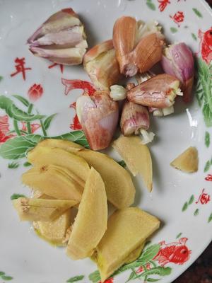 今日吃鸡【酱油鸡】的做法 步骤3