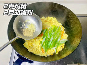 1分钟学会腐竹焖蛋｜家常好菜的做法 步骤6