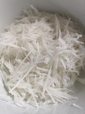 高龄父母食谱——晶莹软香团圆吉祥客家蒸萝卜圆子的做法 步骤2