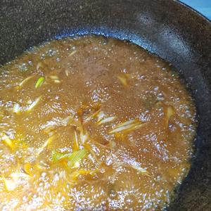 家常菜之水煮鲈鱼的做法 步骤8