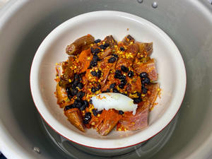 餐馆做法豆豉辣椒蒸腊鸭｜家常好菜的做法 步骤4