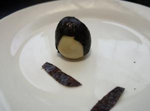 儿童创意餐：卡通企鹅鹌鹑蛋的做法 步骤11