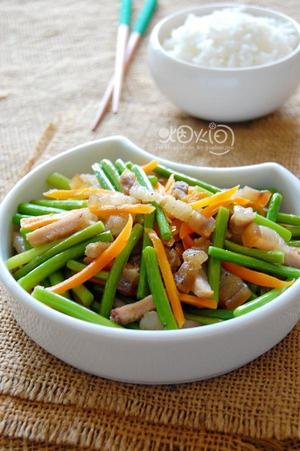 蒜薹这样炒，鲜香入味！好吃又营养🍚的做法 步骤12
