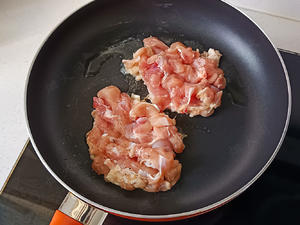 码住这个葱盐酱配方，配啥肉都好吃！葱盐酱鸡腿排｜外酥里嫩、葱香浓郁的做法 步骤7