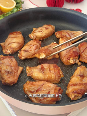 年夜饭快手硬菜！零失败雪碧柠檬鸡翅的做法 步骤6