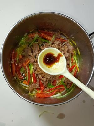 葱爆牛肉  超好吃的快手菜的做法 步骤10