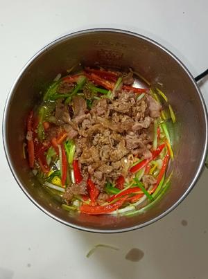 葱爆牛肉  超好吃的快手菜的做法 步骤8