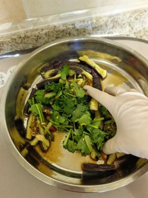 凉拌茄子的做法 步骤6