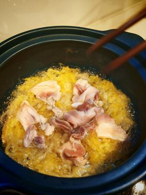 酸菜五花肉汤（快手5分钟）的做法 步骤5