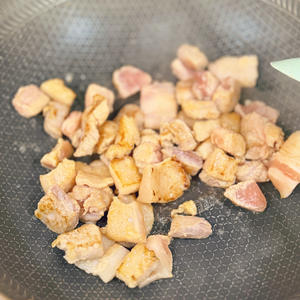 新手小白～厨房快手菜之辣椒炒肉🌶️的做法 步骤4