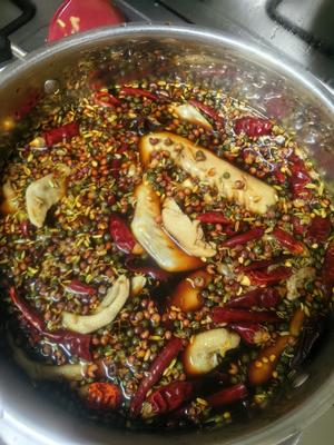 堪比绝味鸭脖、周黑鸭的卤货（甜辣味）的做法 步骤3