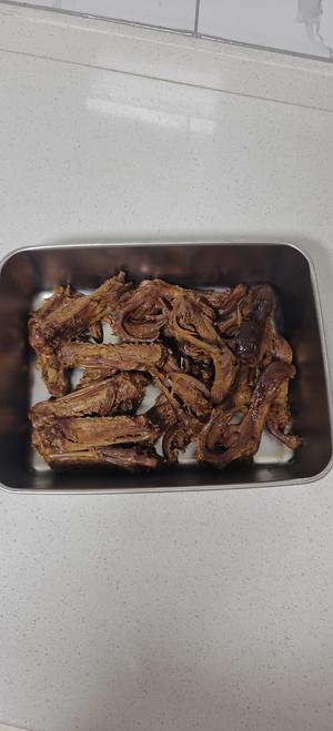 堪比绝味鸭脖、周黑鸭的卤货（甜辣味）的做法 步骤5