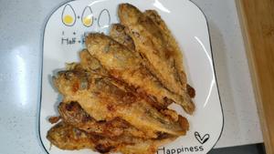 干炸黄花鱼：酥脆鲜香，家的味道的做法 步骤6