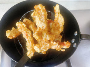 年夜饭必备开胃硬菜-糖醋里脊的做法 步骤9