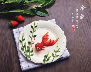 金鱼（草莓创意摆盘）的做法 步骤7