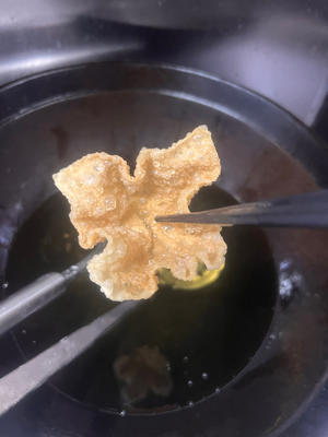 创意菜荷包元宝虾球的做法 步骤10