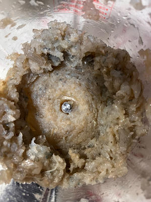 创意菜荷包元宝虾球的做法 步骤4
