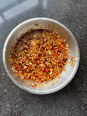 凉拌菠菜金针菇的做法 步骤8