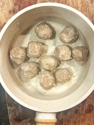 快手菜之潮汕牛筋丸牛肉丸汤（汤都可以喝干净的秘方）的做法 步骤1
