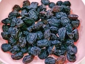 网红小吃☞青梅抱葡萄的做法 步骤6