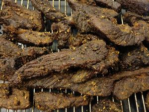 全网最简单的风干牛肉麻辣牛肉干椒盐的做法 步骤4
