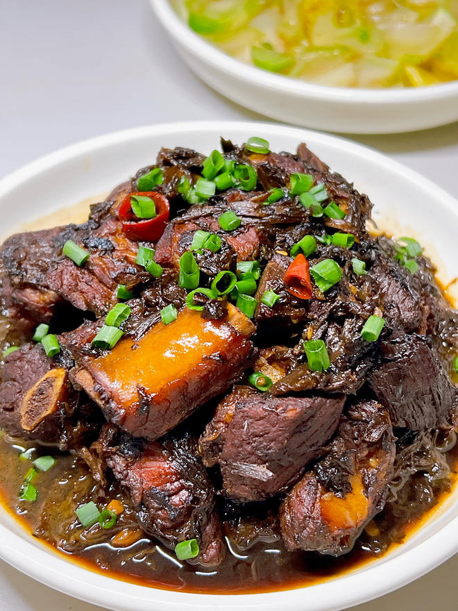 梅干菜烧排骨