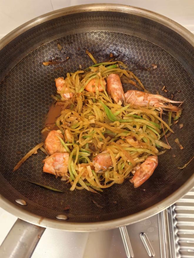 胶东家常菜—萝卜炖虾