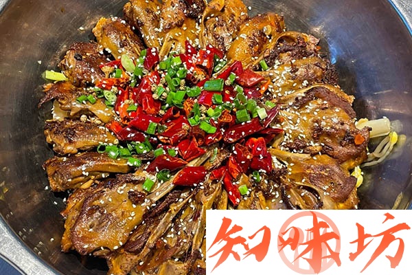 干锅大全干锅鸭头的制作技术