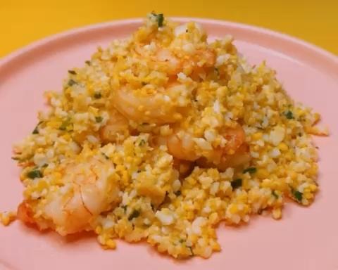 不用油炸，更健康的快手创意菜，金沙虾球